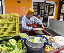 FUNCIONÁRIO EM AÇÃO