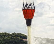 Foto de exercício de treinamento do IAT com helicóptero