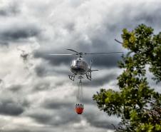 Foto de exercício de treinamento do IAT com helicóptero