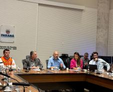 Foto de reunião de autoridades