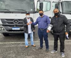 Governo do Estado entrega caminhões-pipa para 20 municípios
