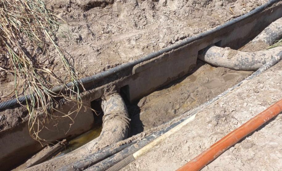 IAT multa empresa responsável pelo vazamento de nafta em R$ 1,5 milhão e libera pesca no Litoral. Foto: IAT