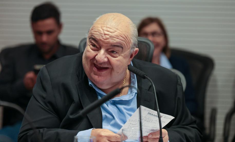 Foto de autoridades em evento