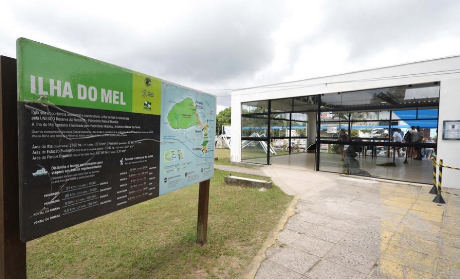 Estado investe R$ 8 milhões na infraestrutura da Ilha do Mel Estado investe R$ 8 milhões na infraestrutura da Ilha do Mel