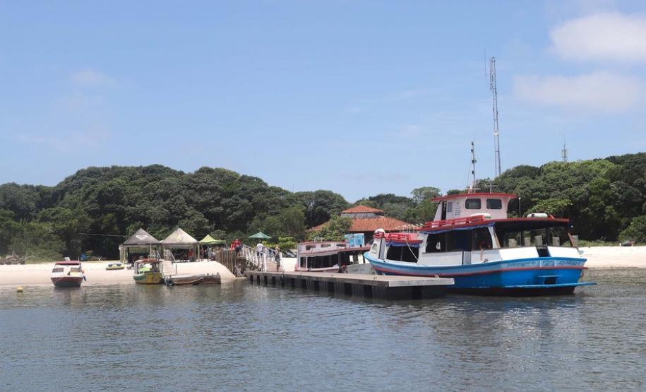 Estado investe R$ 8 milhões na infraestrutura da Ilha do Mel Estado investe R$ 8 milhões na infraestrutura da Ilha do Mel