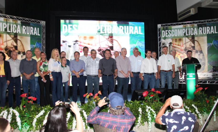 Programas são apresentados em Campo Mourão e Umuarama Programas são apresentados em Campo Mourão e Umuarama