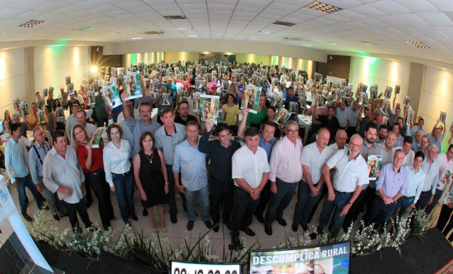 Programas são apresentados em Campo Mourão e Umuarama Programas são apresentados em Campo Mourão e Umuarama